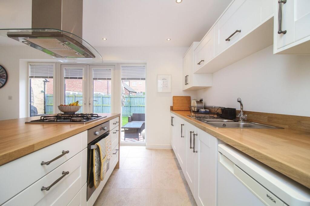 Viscount Close, Earsdon View, Tyne And Wear photo 4