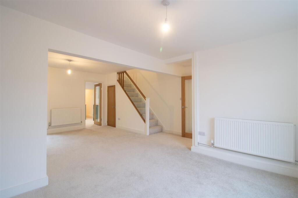 Main image of property: High Street, Blackwood, NP12