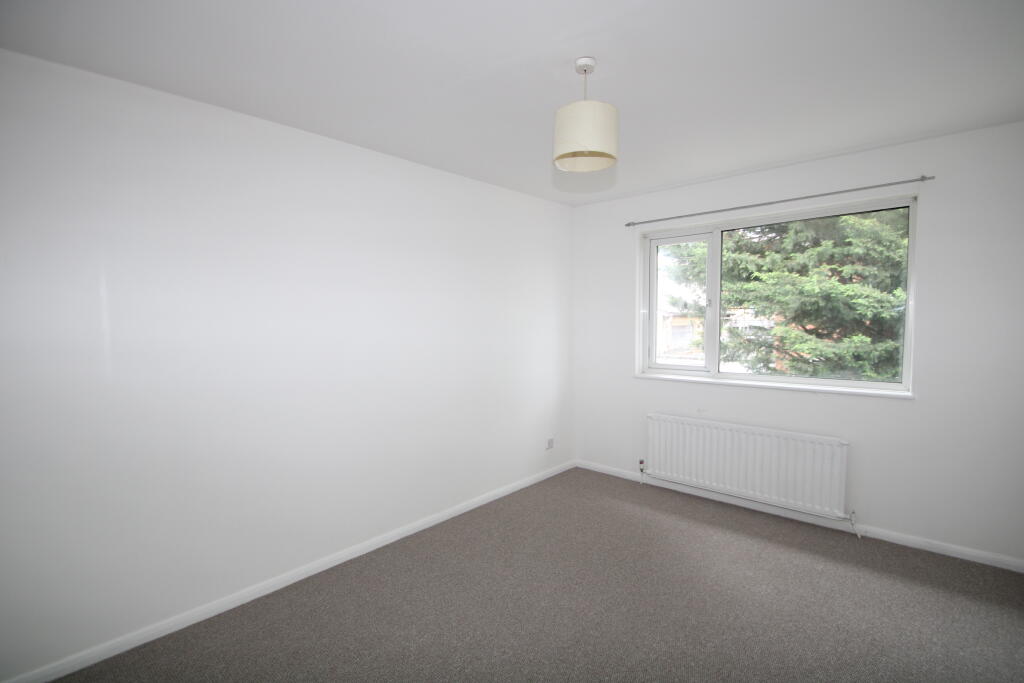 House in Croydon - View 5
