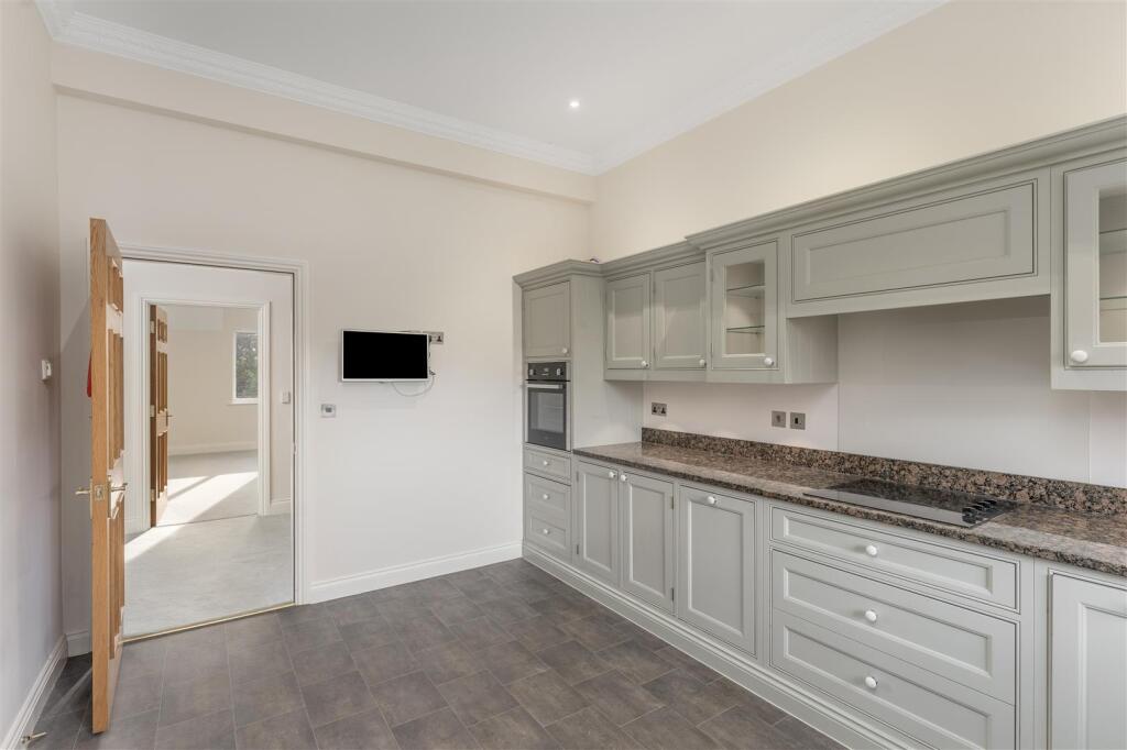 House in Cherwell, Bloxham - View 4