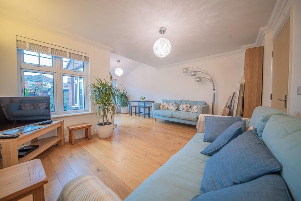 Causton Gardens, Eastleigh,  SO50 photo 2