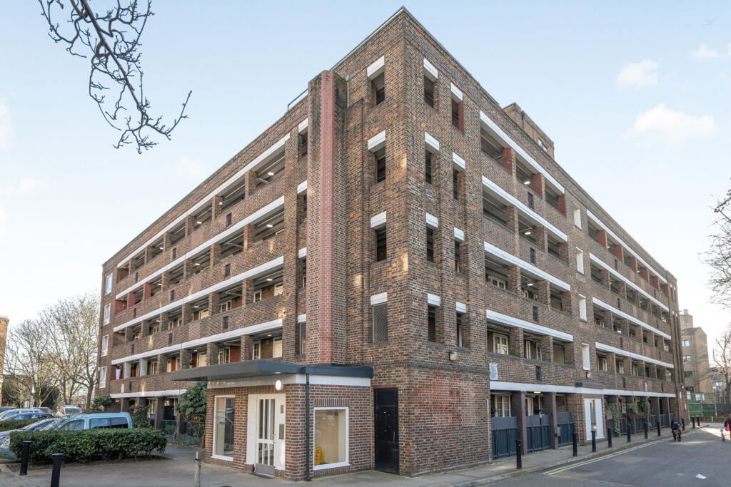 Main image of property: Meadow Road, London