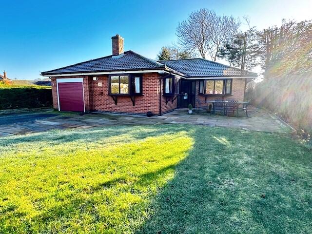 Main image of property: 1 Glebe Close Donington-on-Bain Louth LN11 9TS