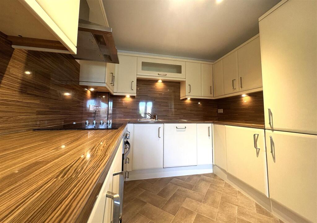Main image of property: Ingwood Parade, Greetland, HD4 8DE