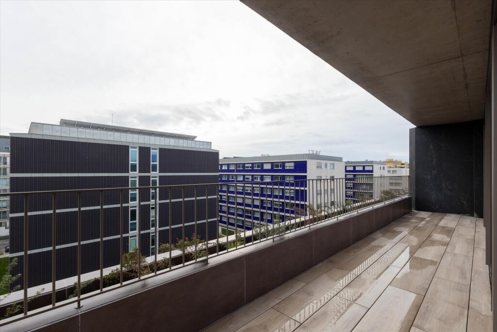Main image of property: Oporto, Matosinhos