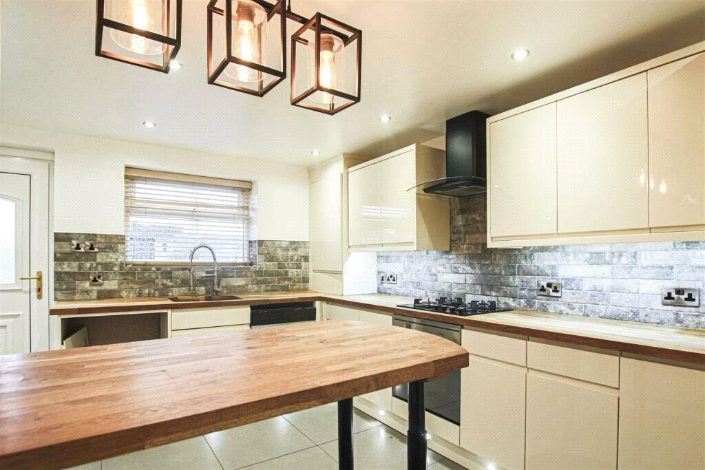 House in Blackburn - View 4