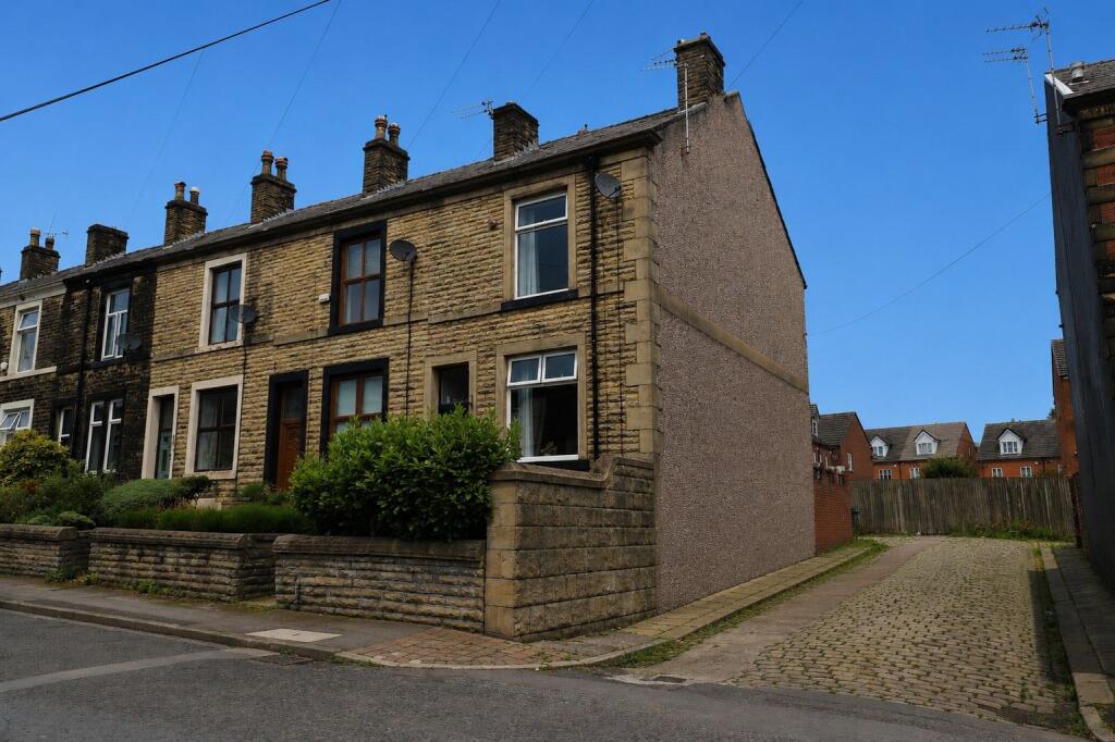 House in Bury, Greater Manchester - View 2