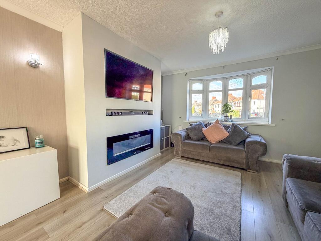 Brading Road, Nuneaton, CV10 photo 4