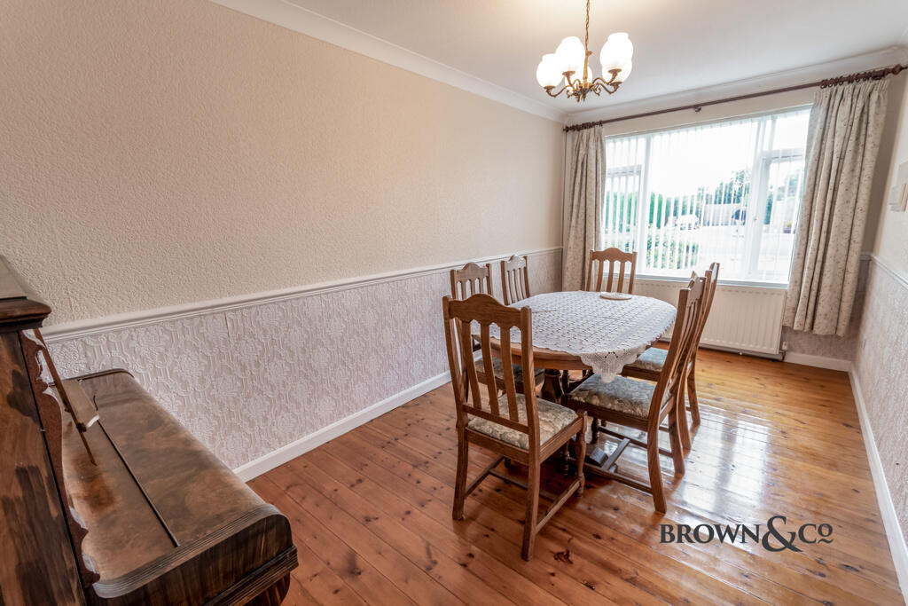 House in Doncaster - View 4