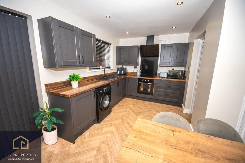 Rookery Road, Swinton photo 2