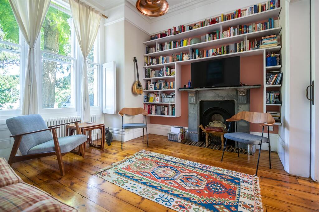 House in London - View 4