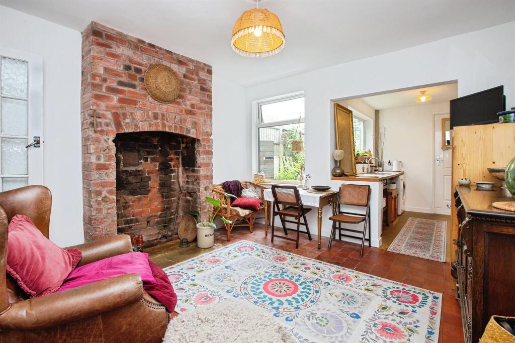 House in Derby - View 5