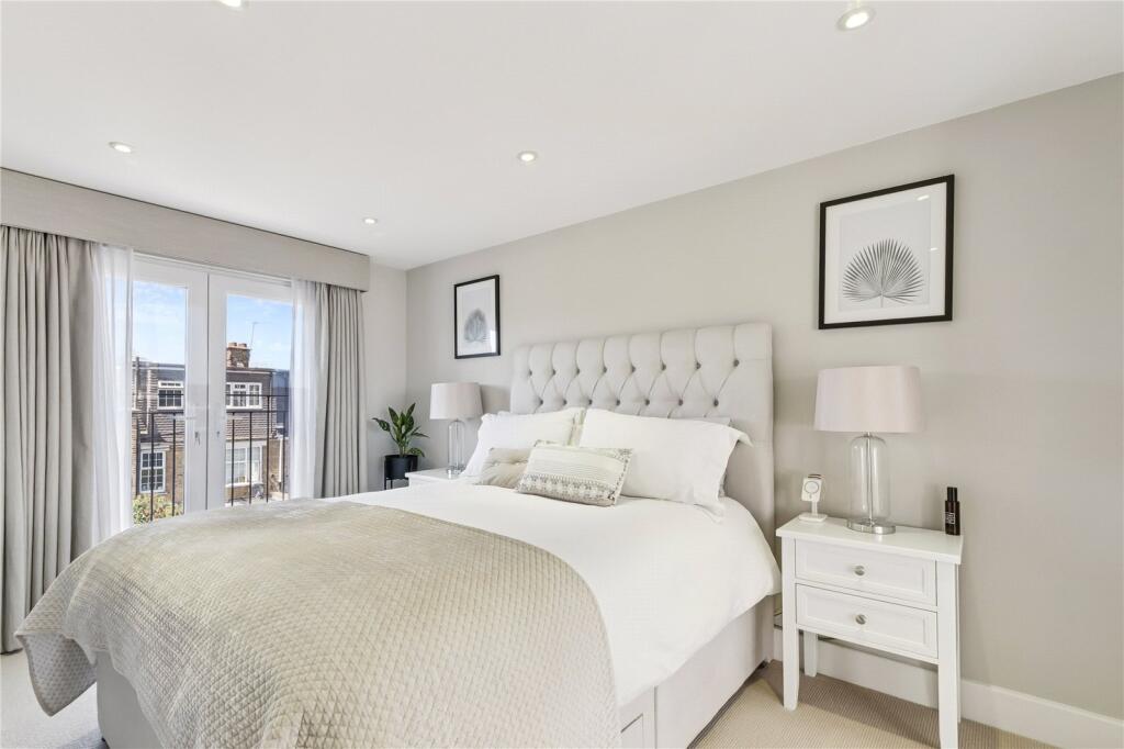 House in London - View 5