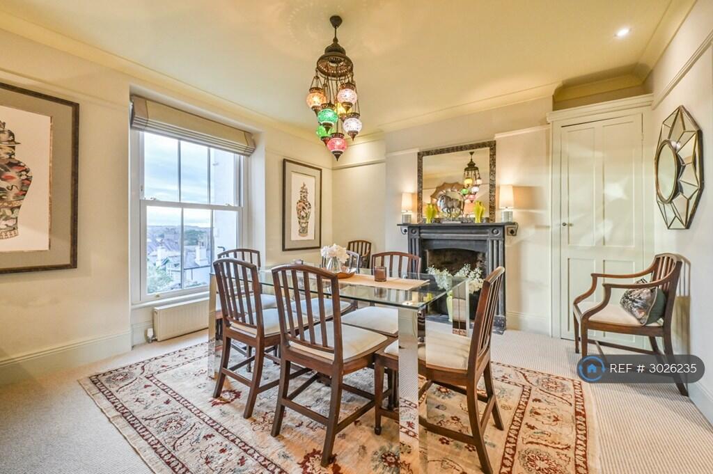 House in Plymouth - View 5