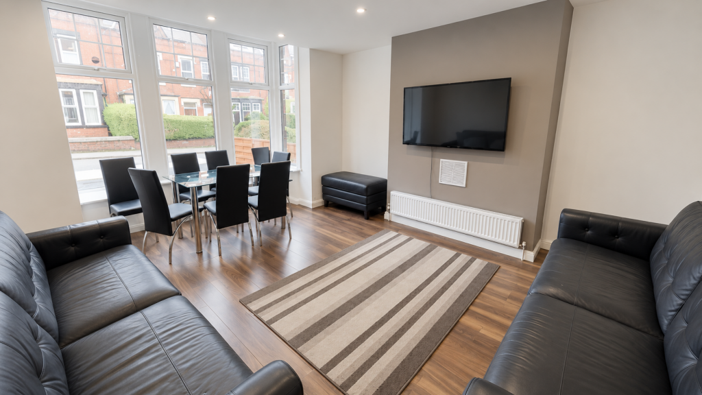 House in Leeds, Beckett Park, Burley - View 3