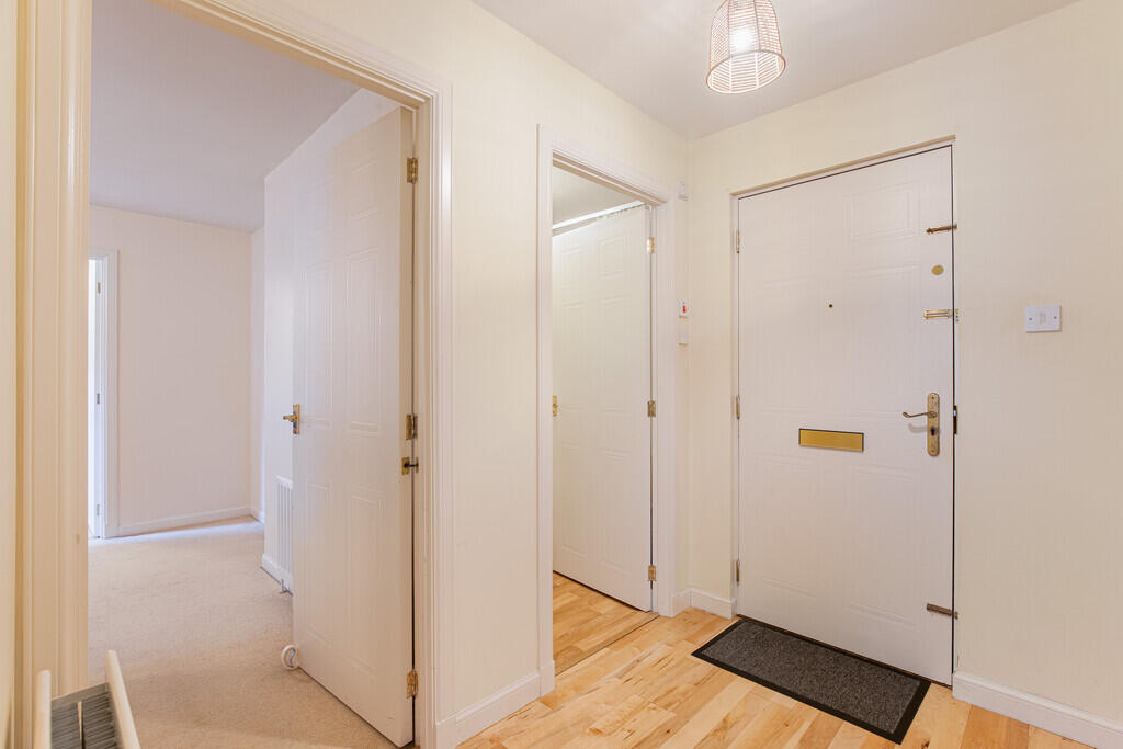 Apartment in Aberdeen - More
