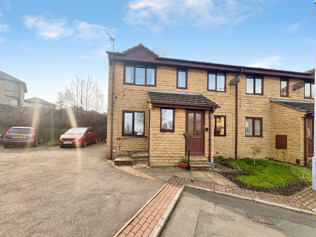 Main image of property: Cartwright Gardens, Huddersfield, West Yorkshire, HD4