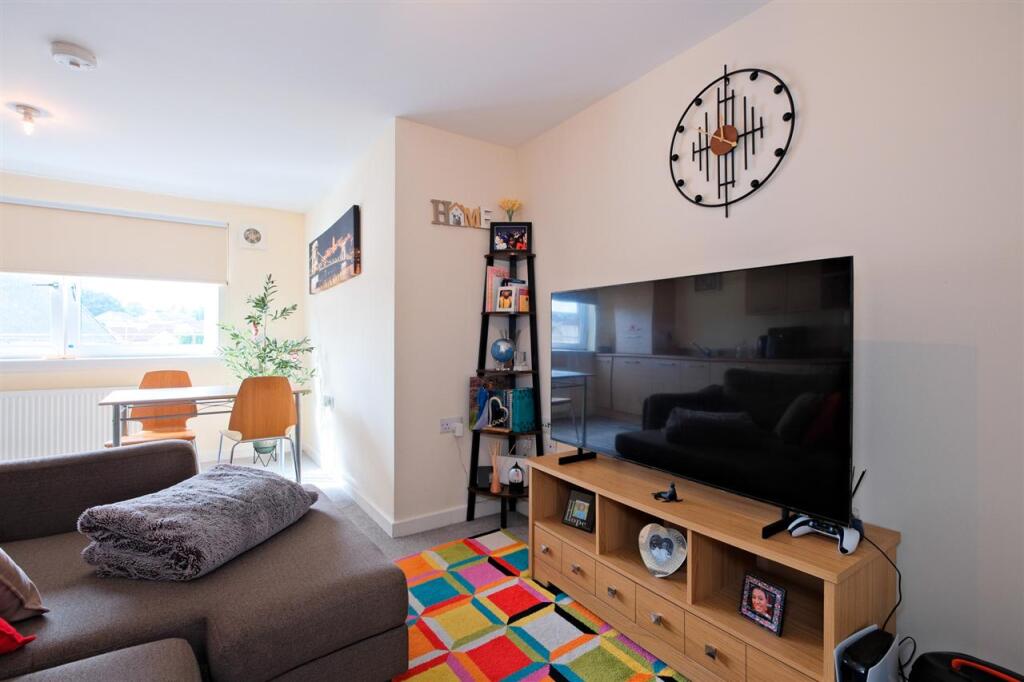 Apartment in Hamilton, Laighstonehall - View 4