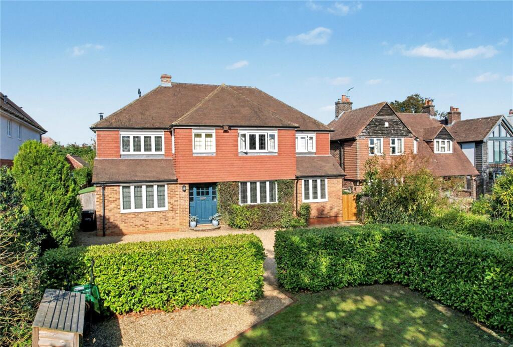 Main image of property: Shortheath Road, Farnham, Surrey, GU9