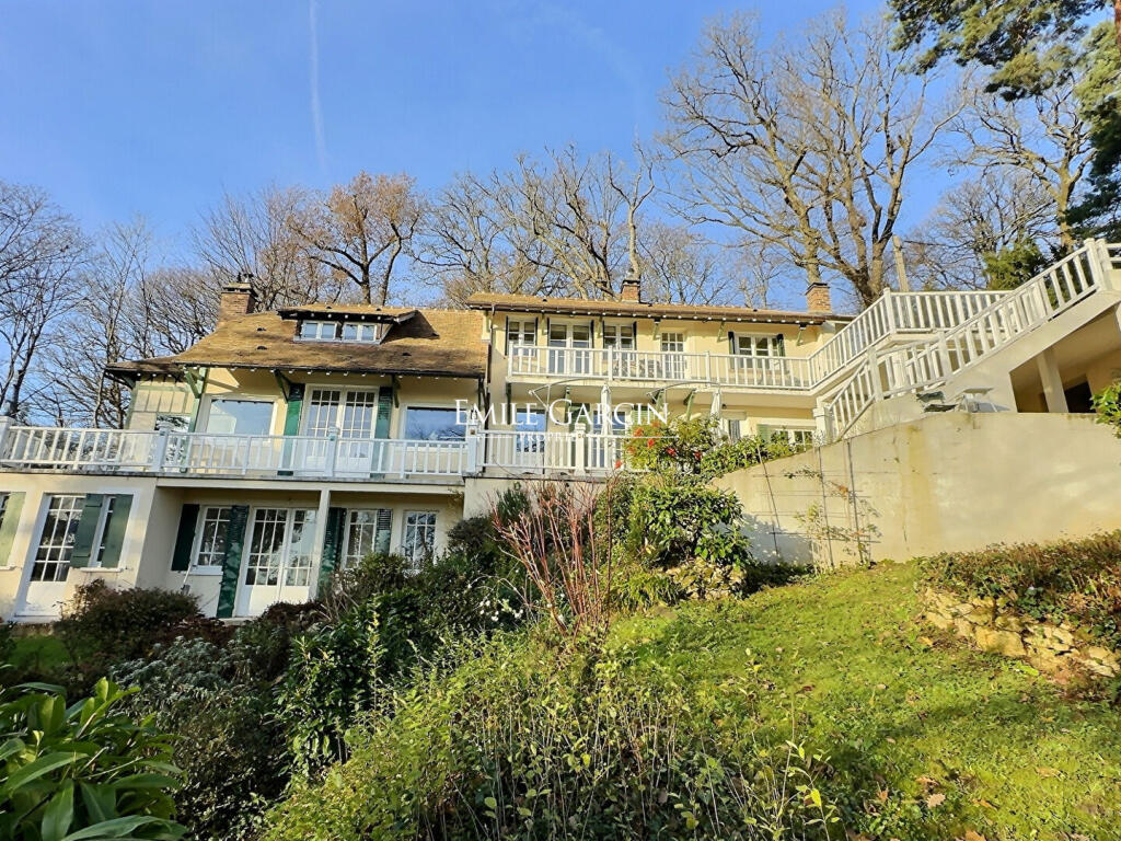 Main image of property: Paris-Isle of France, Yvelines, Jouy-en-Josas