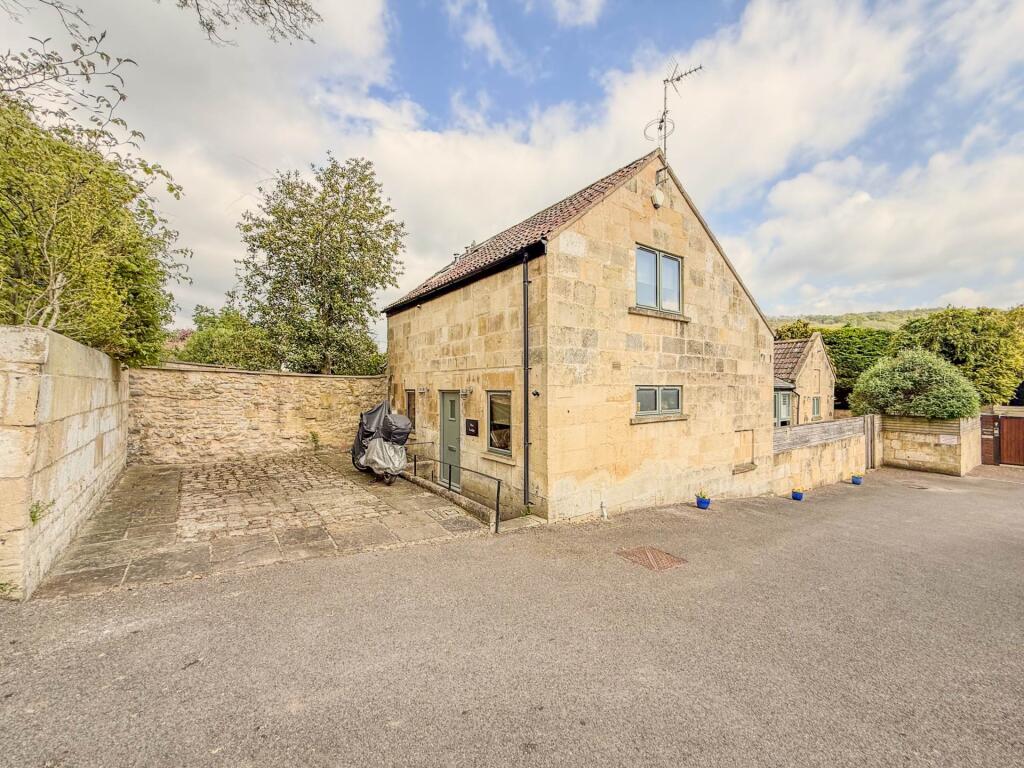 Main image of property: Percy Place, Bath