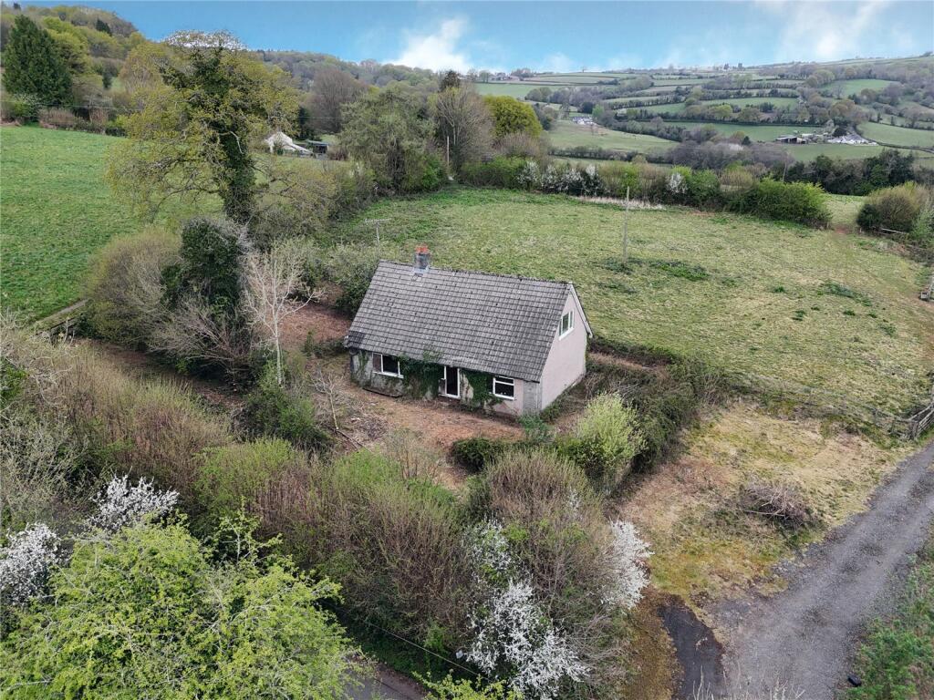 2-bed bungalow on Usk Road, Shirenewton, Chepstow, Monmouthshire, NP16, £425,000