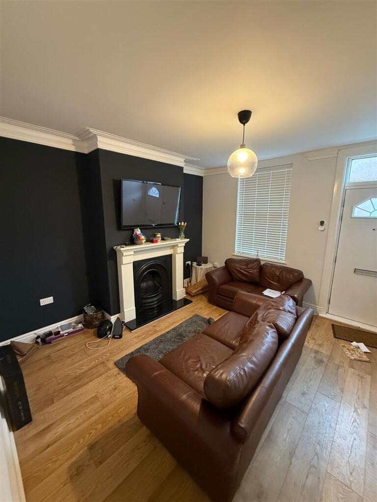 House in Leeds - View 5
