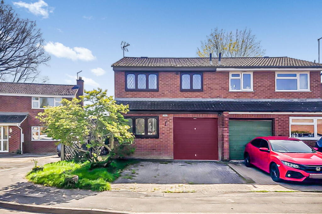 Main image of property: Druids Oak, Quedgeley, Gloucester, GL2 4YT