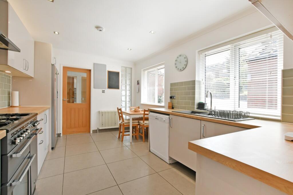 House in Sheffield, South Yorkshire - View 2