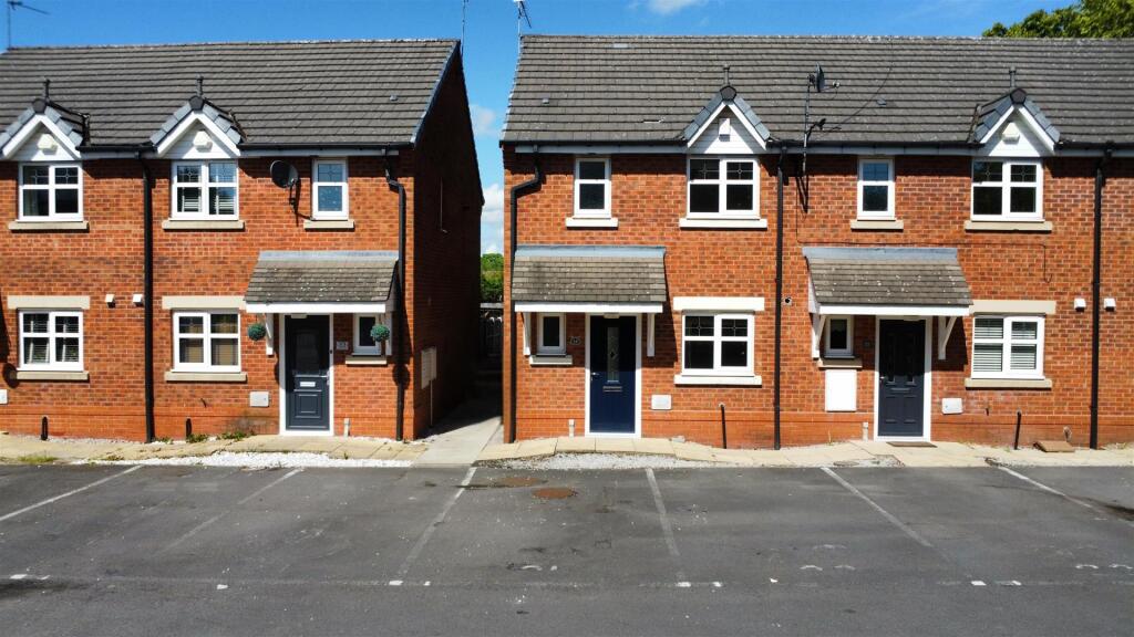 Main image of property: The Spires, Eccleston, WA10 5GA