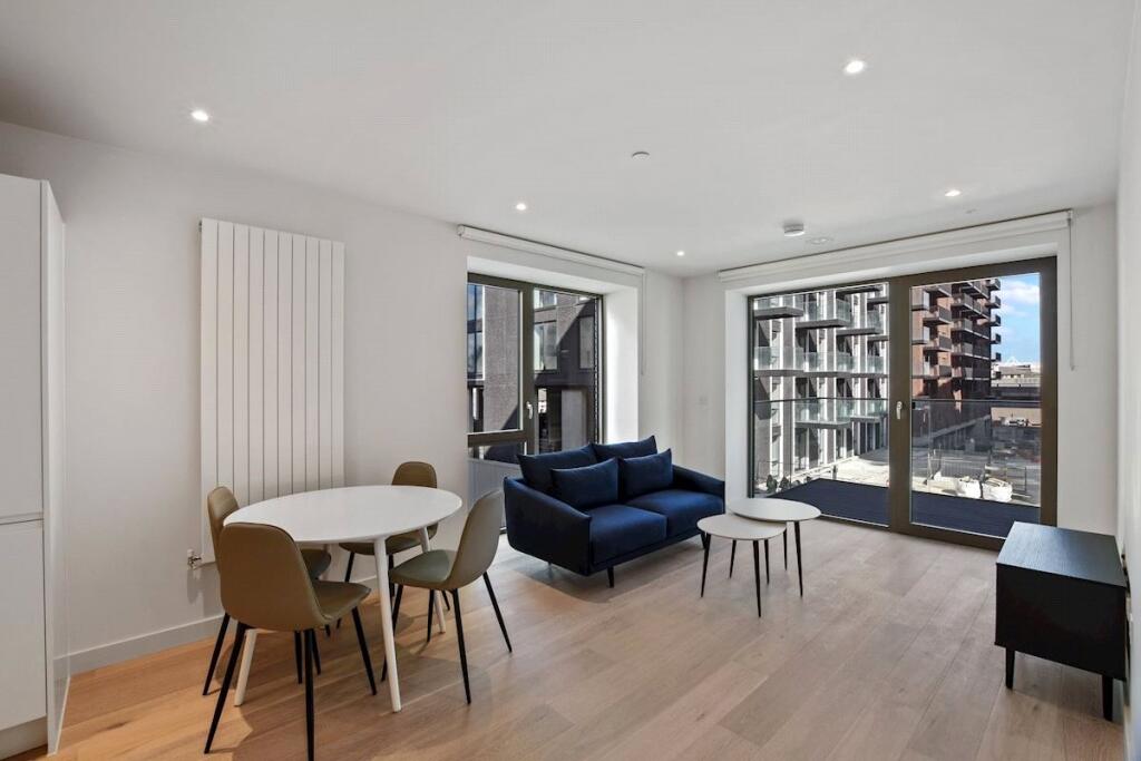 Main image of property: 1 Shipwright Street, London, E16