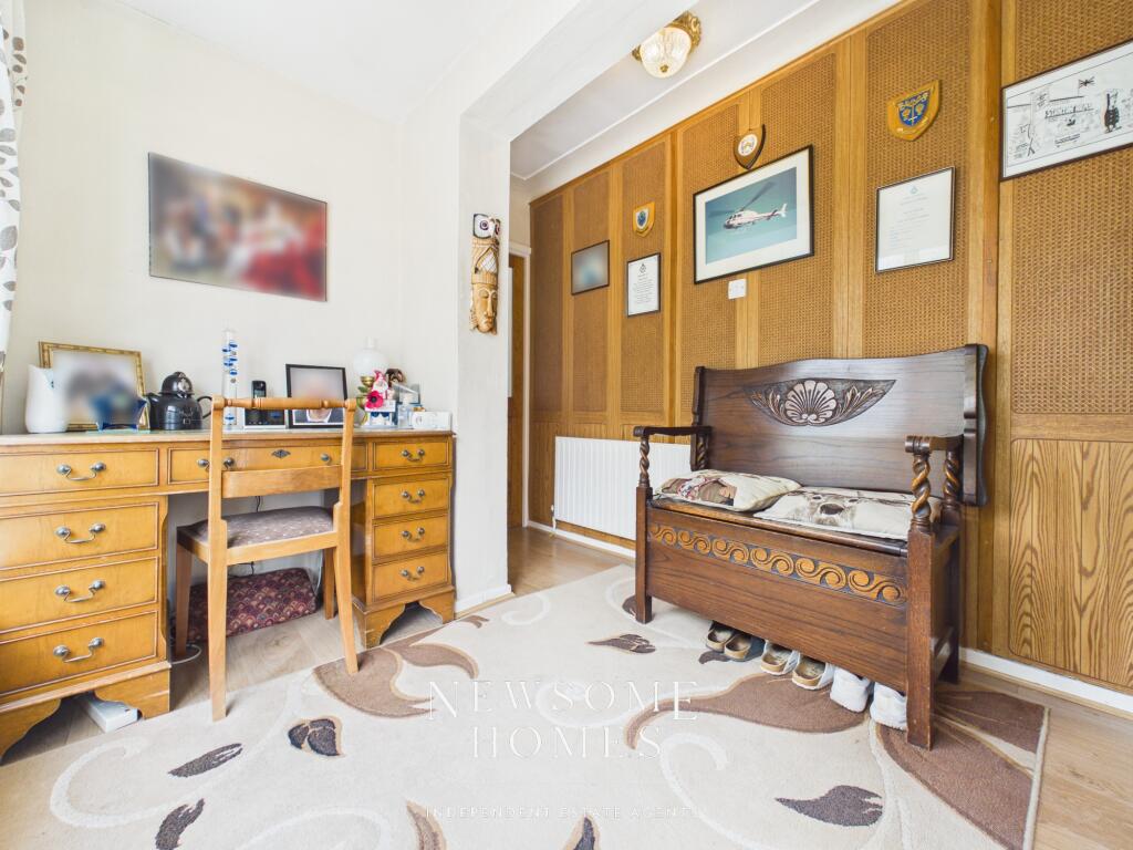 House in Ewloe Green, Aston Park, Hawarden - View 4