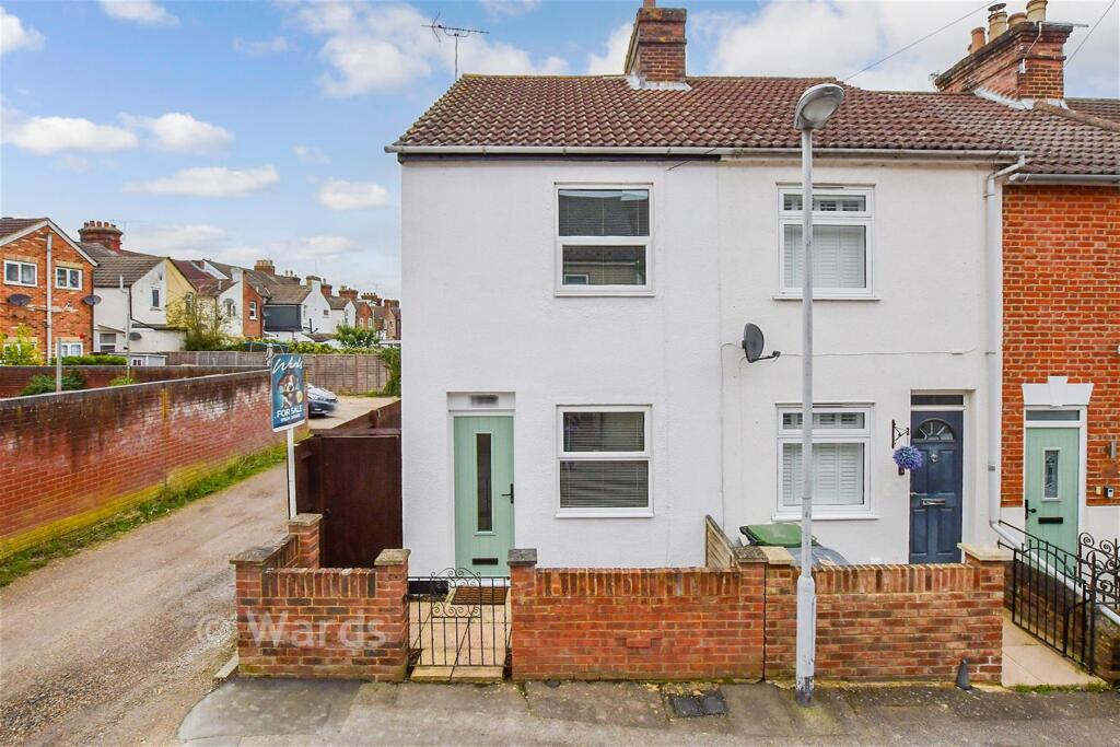Main image of property: Oxford Street, Snodland, Kent