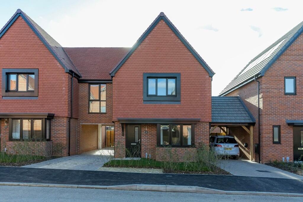 Main image of property: London Road,
Hassocks,
BN6 9NA