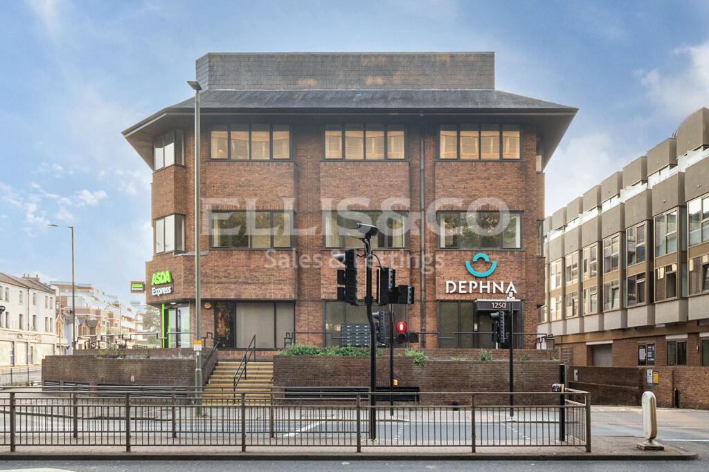 Main image of property: High Road, Whetstone, N20