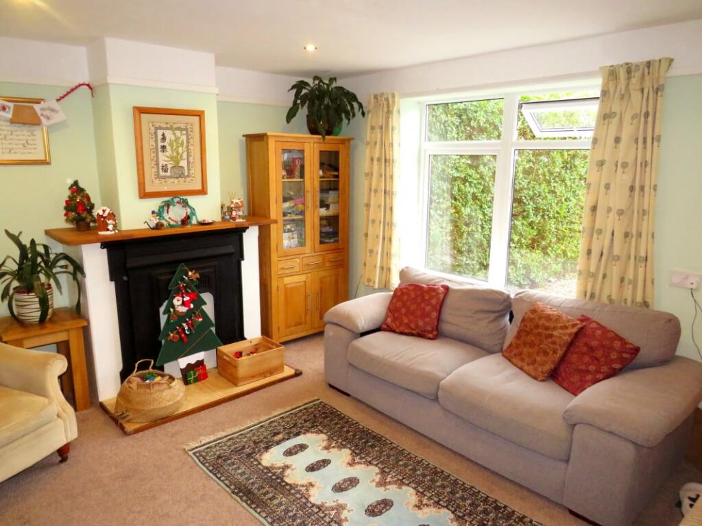 Main image of property: Arnolds Mead, Corsham, SN13