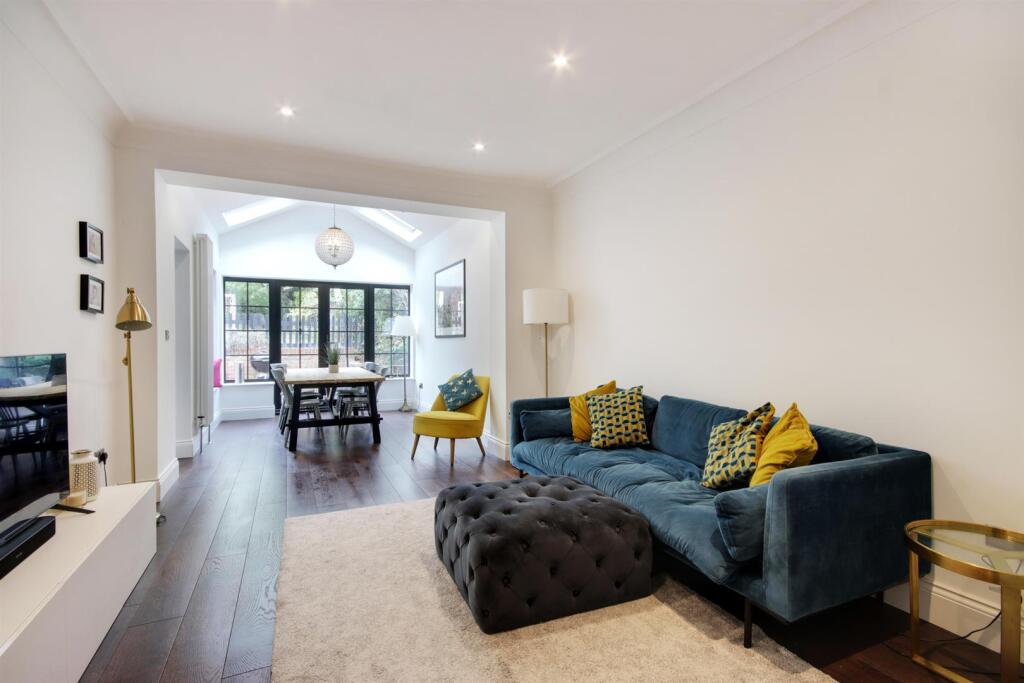 House in Tonbridge - View 4
