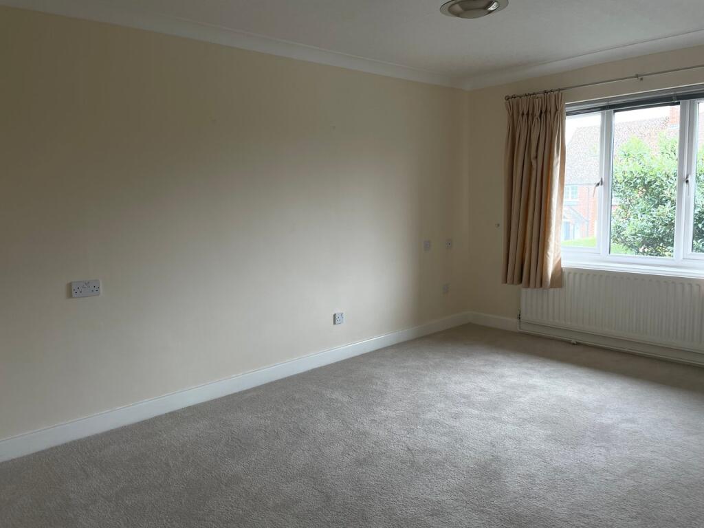 1-bed other on Knights Lane, Tiddington, Stratford-upon-Avon, CV37, £125,000