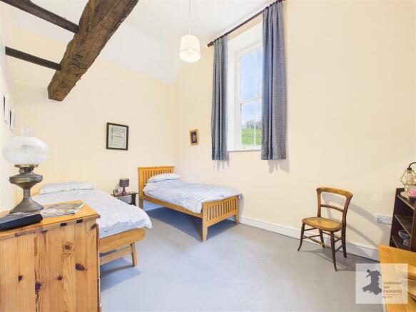 Main house Bedroom 2