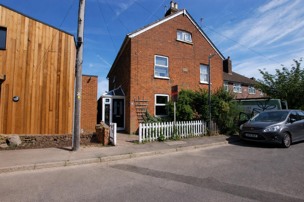 Main image of property: Uridge Crescent, Tonbridge