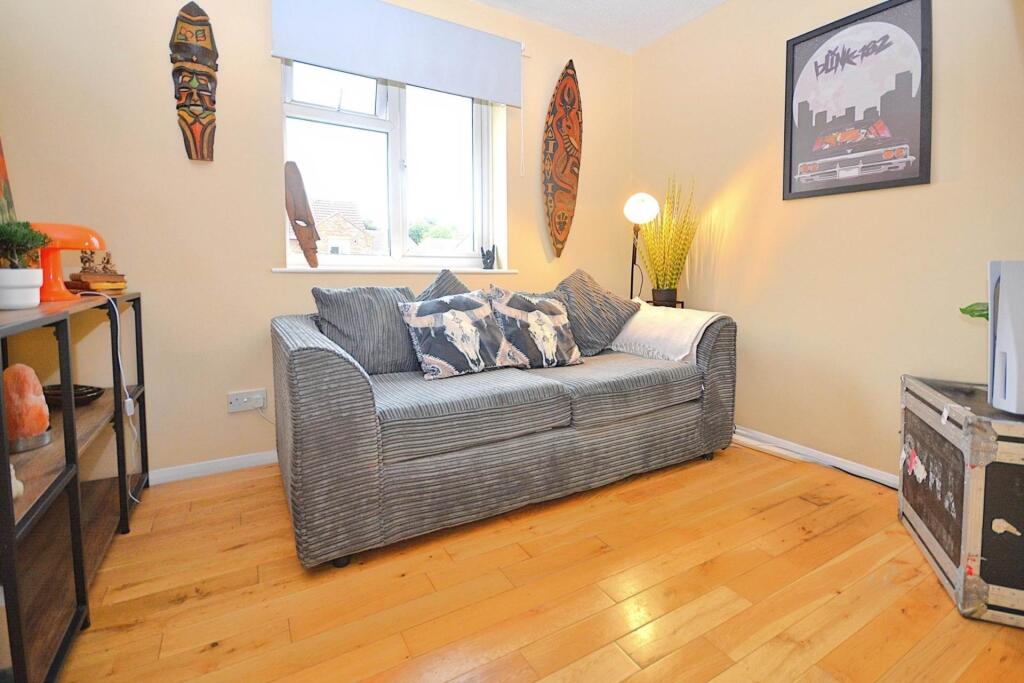 Apartment in Hemel Hempstead, Little Chalfont - View 5