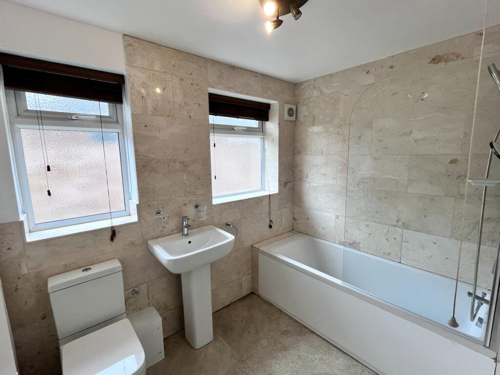 House in North Norfolk, Sutton - More