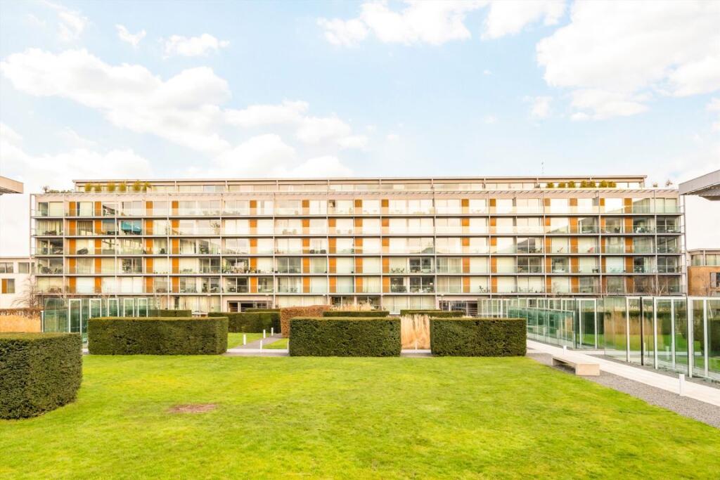 Main image of property: Highbury Stadium Square, Highbury