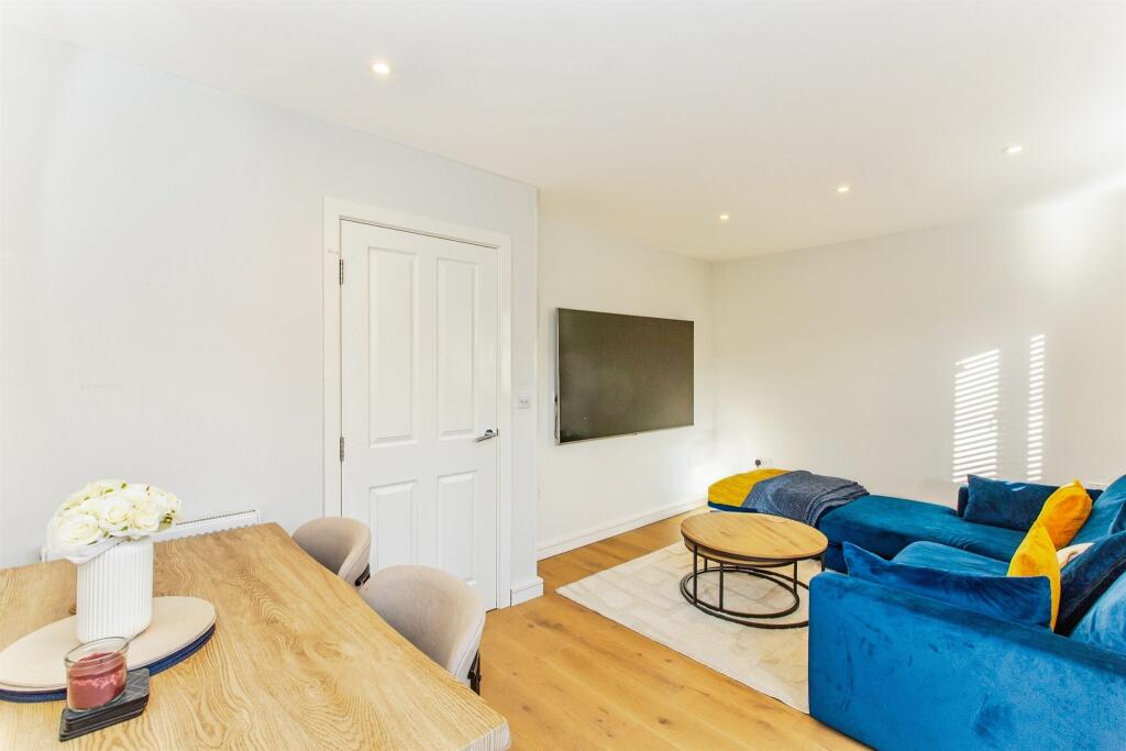 House in Thrapston, The Sidings - More