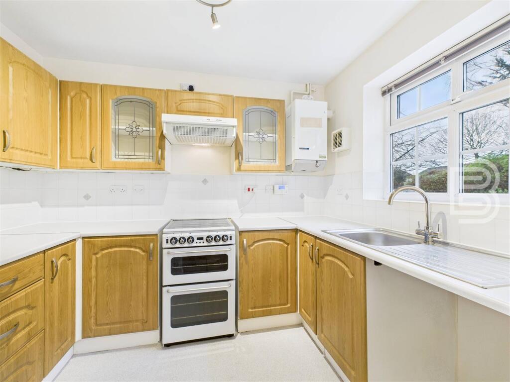 Webb Drive, Boughton Vale, Rugby photo 4