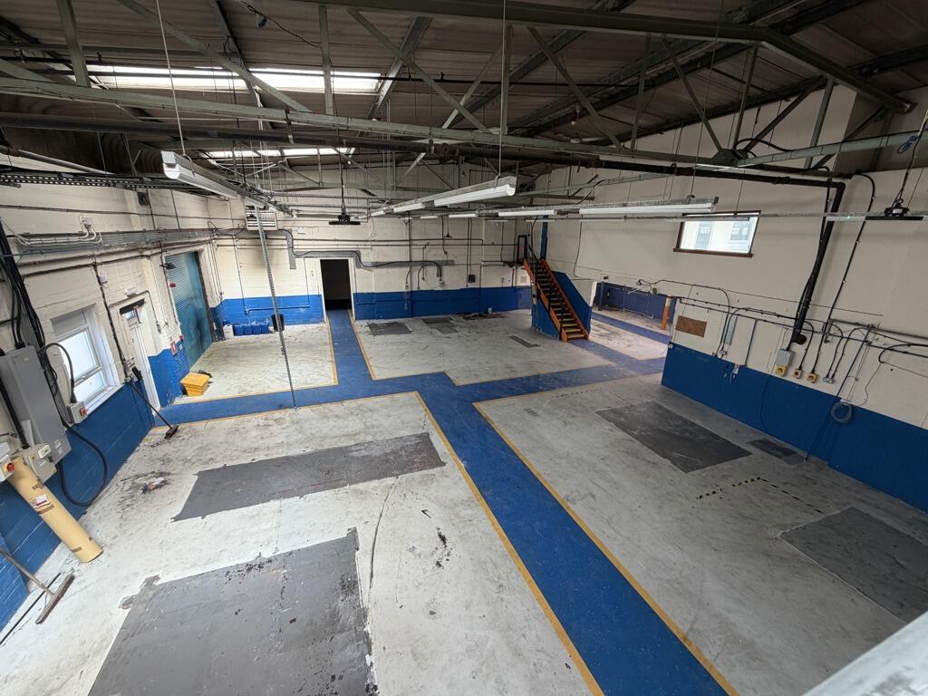 Photo 12