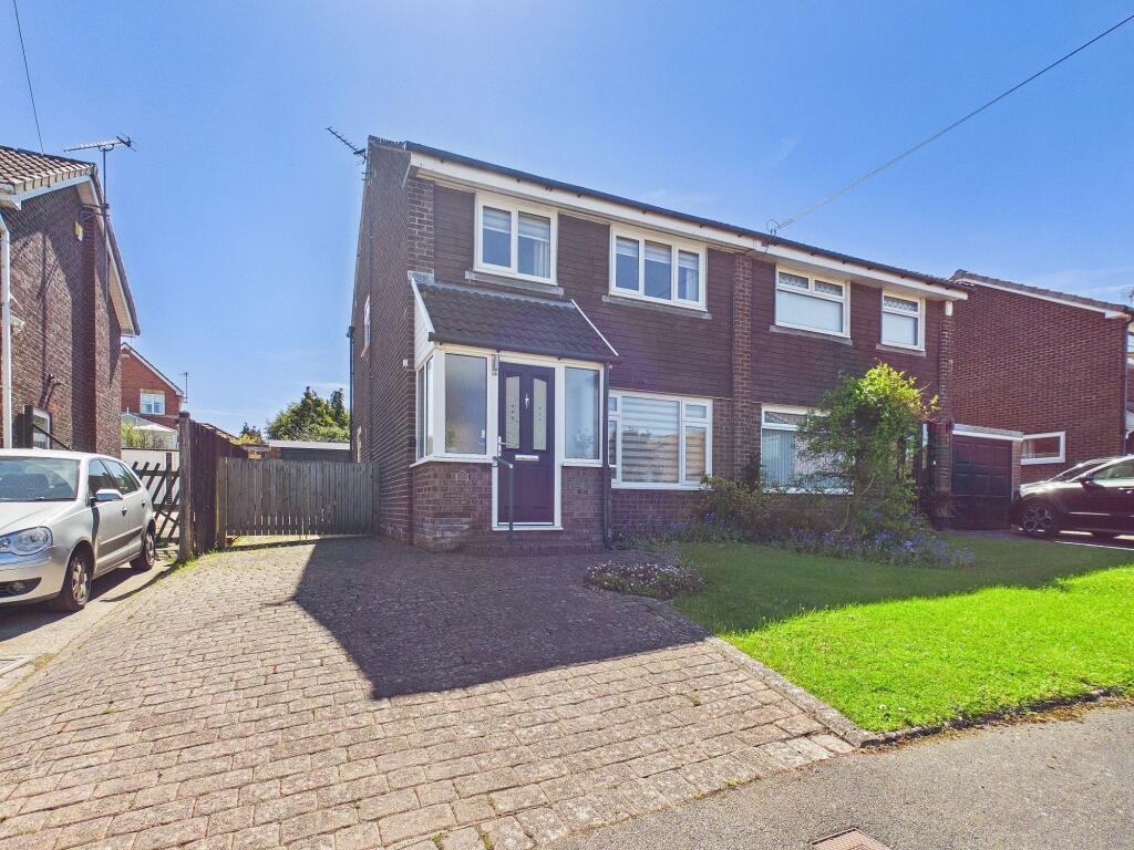 Main image of property: Coed Bach, Barry, CF62