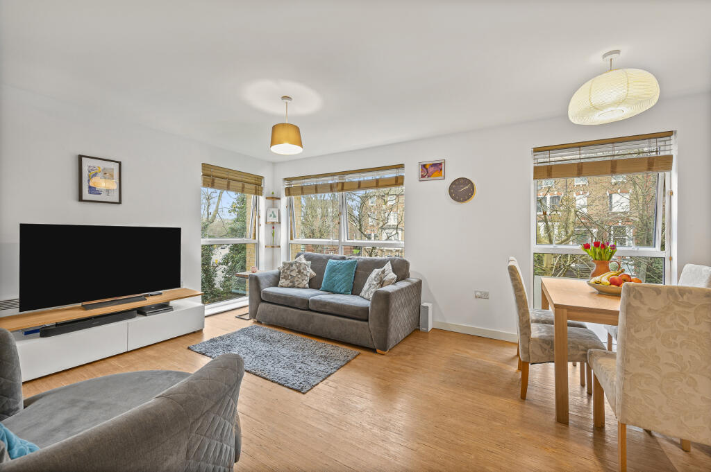 Main image of property: Highwood Close, London, London, SE22