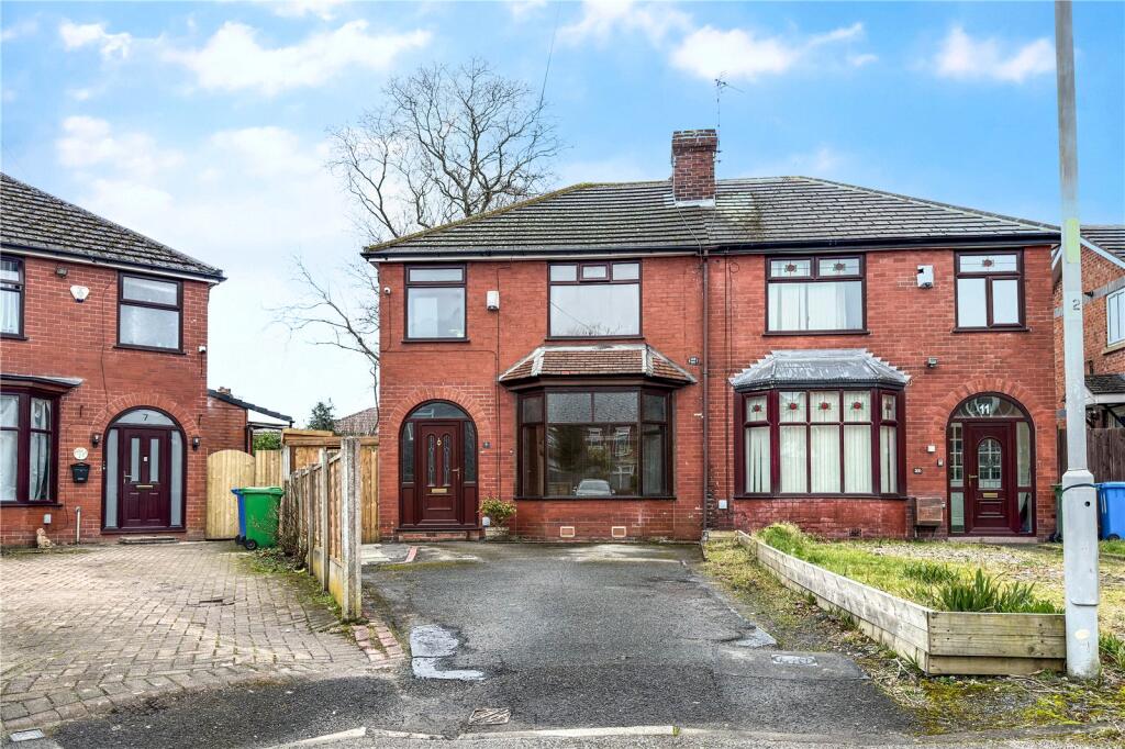 Main image of property: Maple Grove, New Moston, Manchester, M40