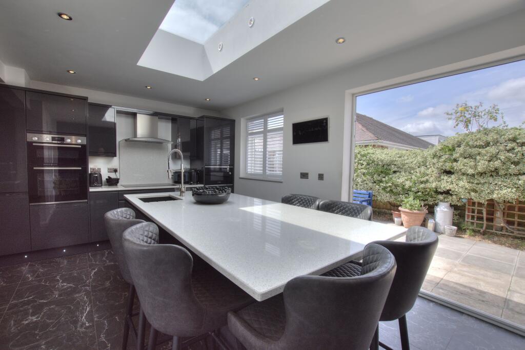 House in Warrington, Paddington, Poulton-with-Fearnhead - View 2